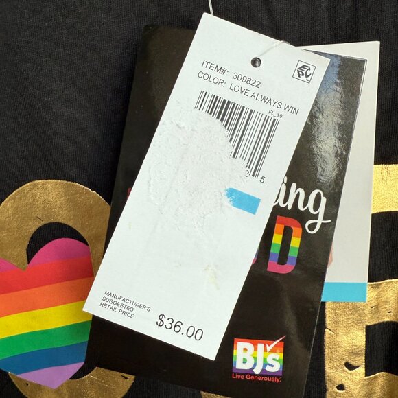 NWT Love Always Wins Tee - Picture 5 of 9